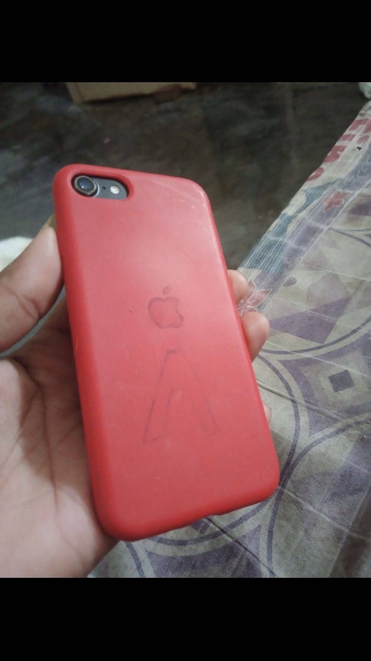Apple iPhone 7 1