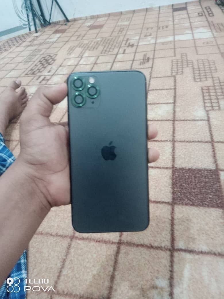 Apple iPhone 11 Pro Max 2