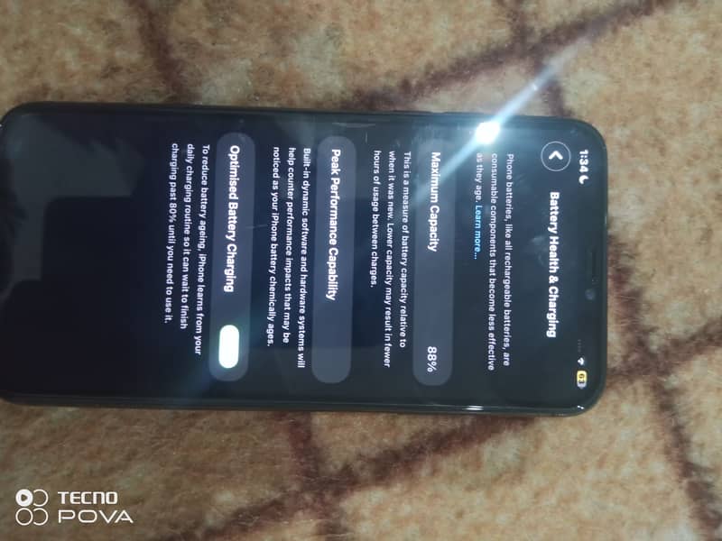 Apple iPhone 11 Pro Max 4