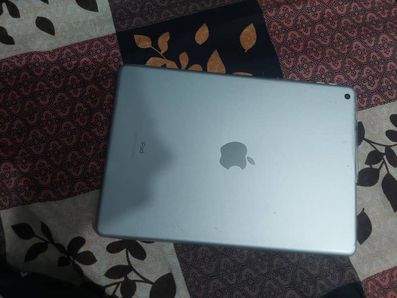 ipad 8 2