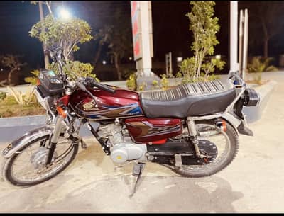 Honda 125 (20) model sargodha registerd for sale