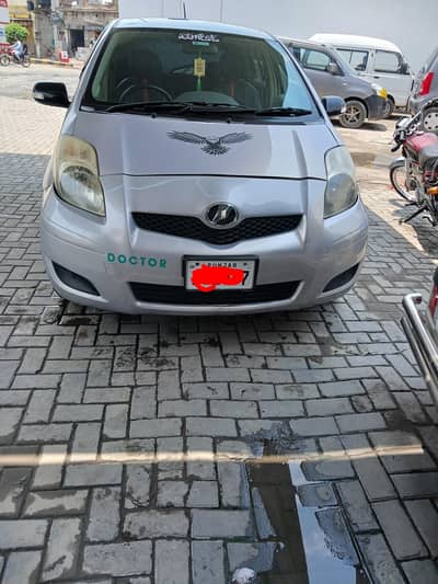 Toyota Vitz 2012