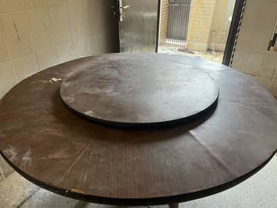Dinning table for sale