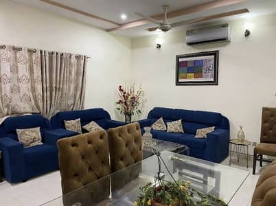 Vip 5 Marla Ultra Luxury Furnished Upper Portion Available For Rent In Bahria Town Lahore
