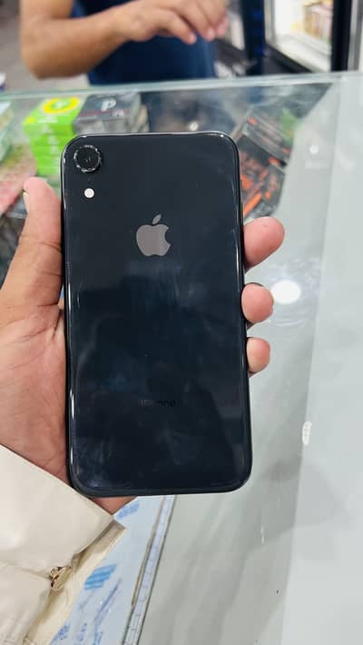 Apple iPhone XR