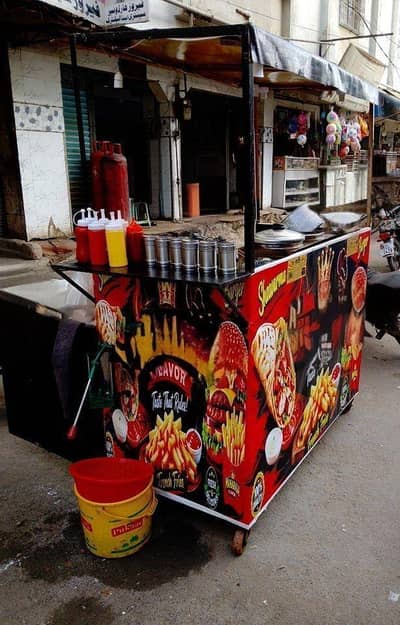 FRIES AND BURGER COUNTER FOR SELL