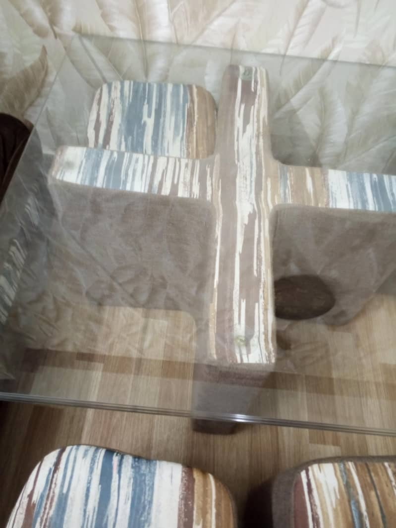 table with seats 1