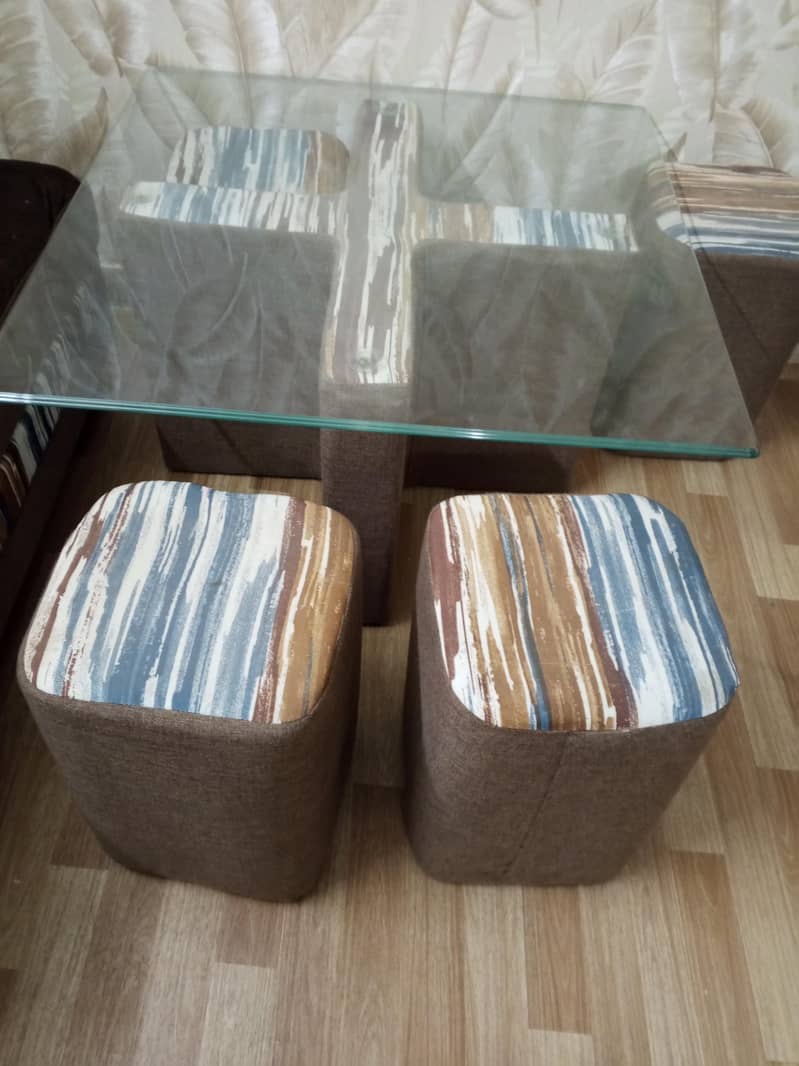 table with seats 2