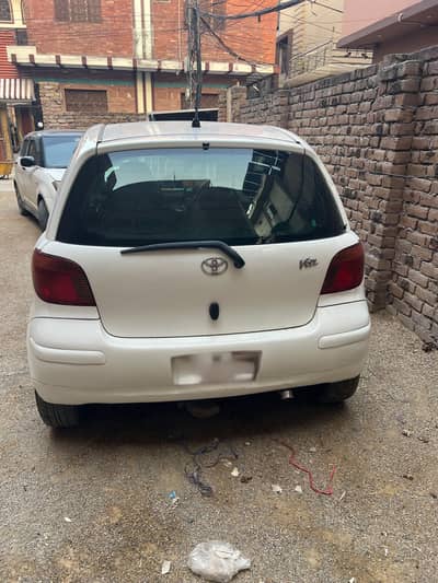 Toyota Vitz 2004