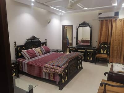 Vip 10 Marla Luxury Furnished Lower Portion Available For Rent In Bahria Town Lahore