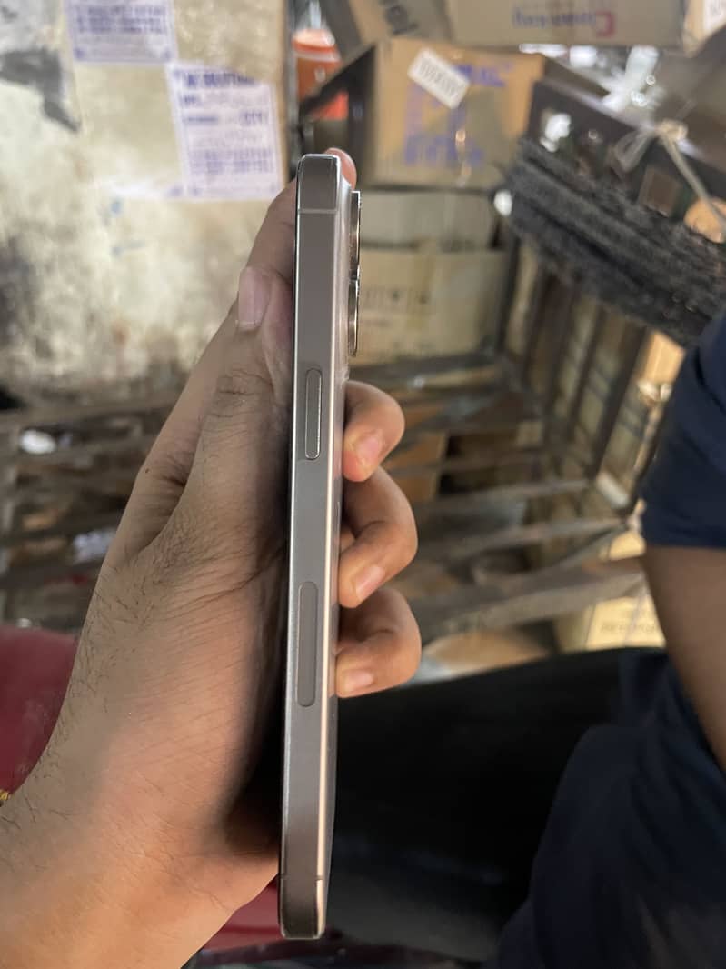 Apple iPhone 15 1