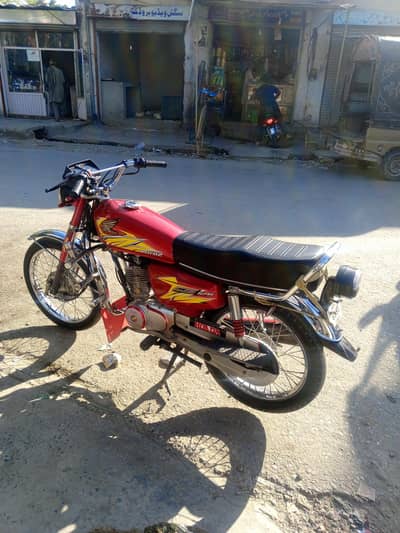 125 . . 21 model tanki tape. .
