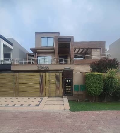 Vip 1 Kanal Non Furnished Upper Portion Available For Rent In Bahria Town Lahore