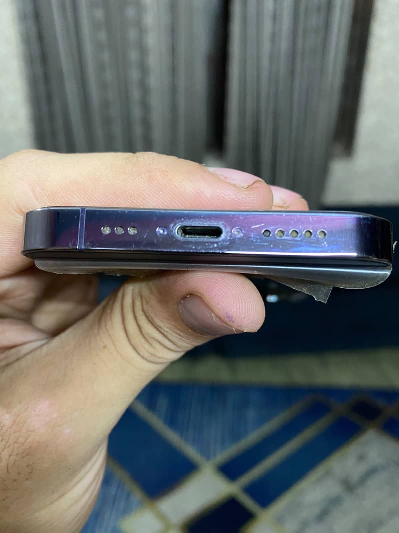 Apple iPhone 14 Pro 2