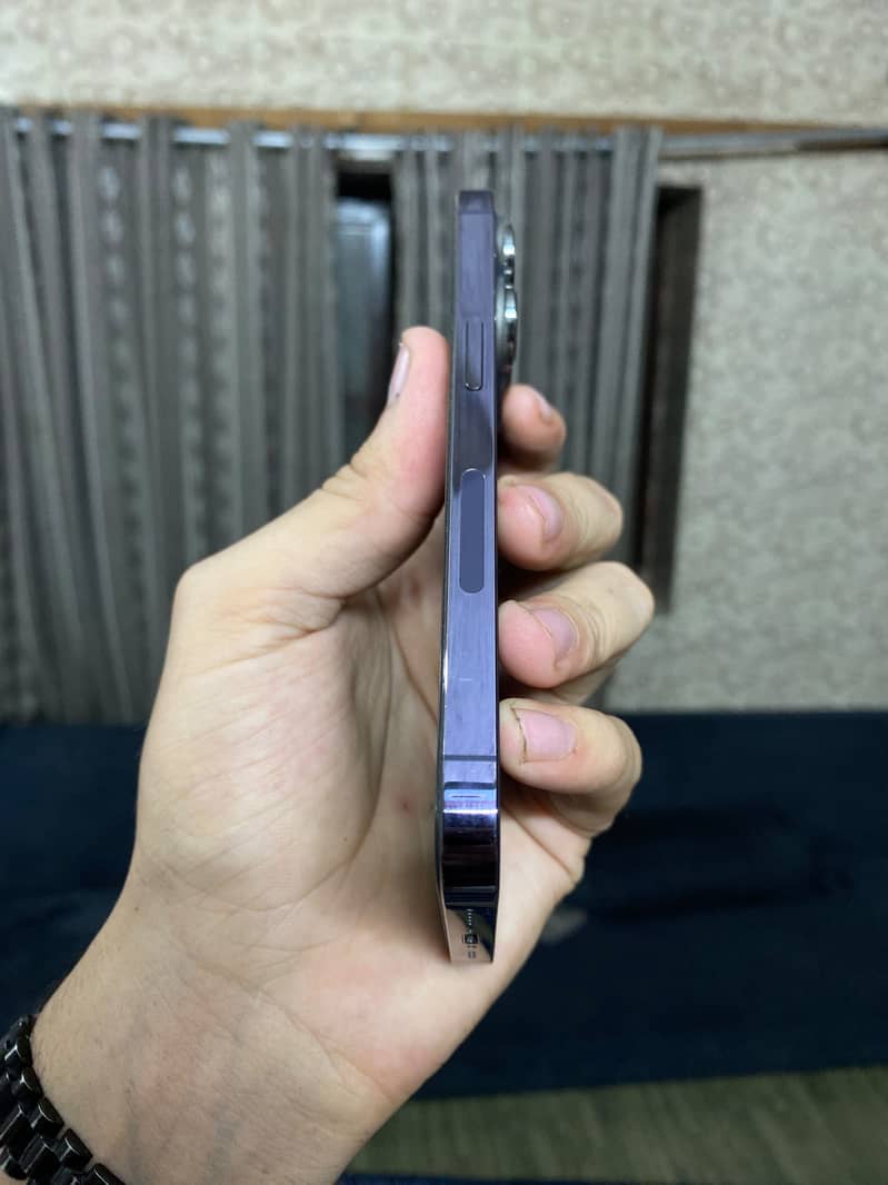 Apple iPhone 14 Pro 3