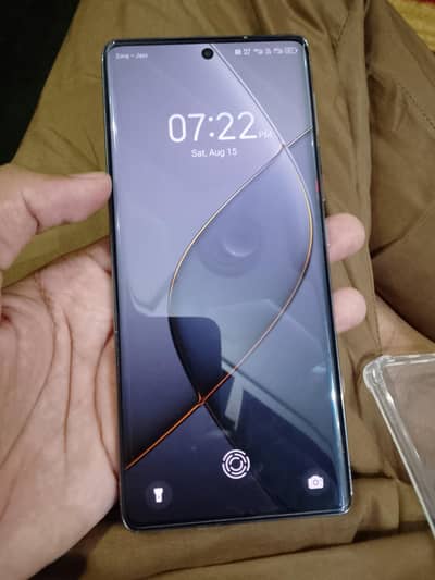 Tecno Spark 20 Pro Plus