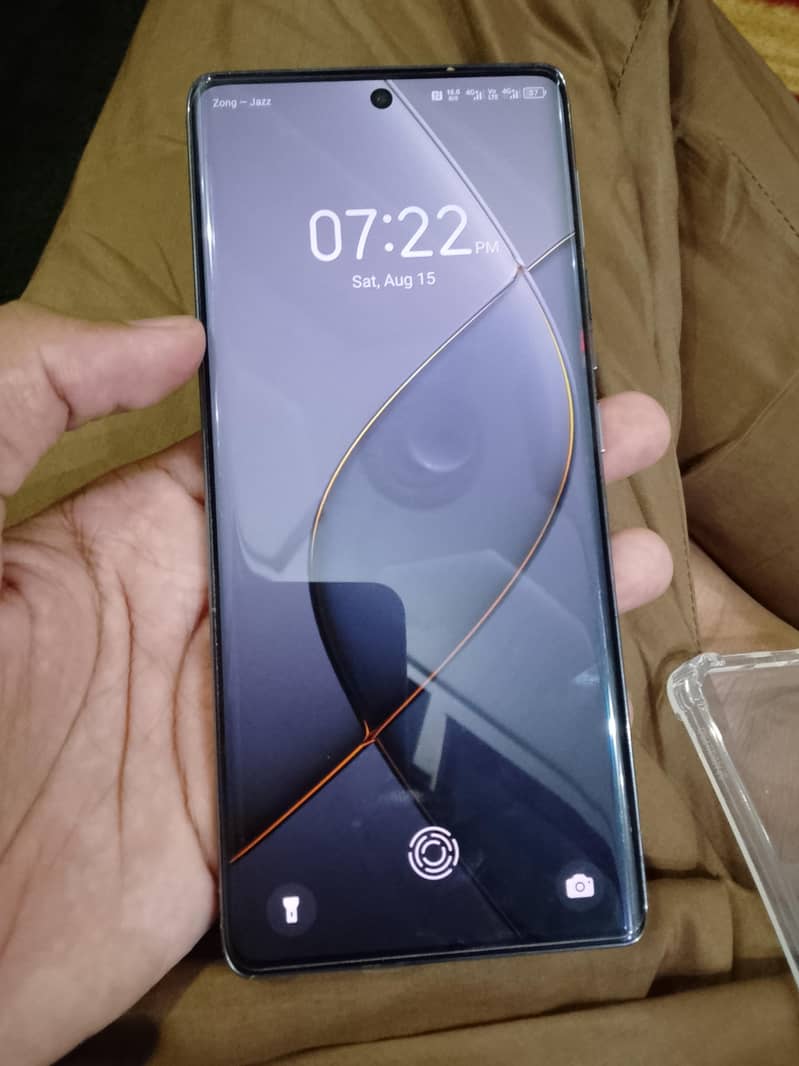 Tecno Spark 20 Pro Plus 0
