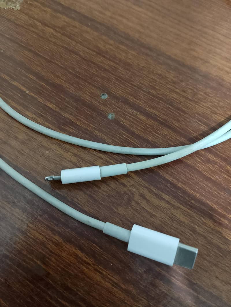 iPhone original data cable 0