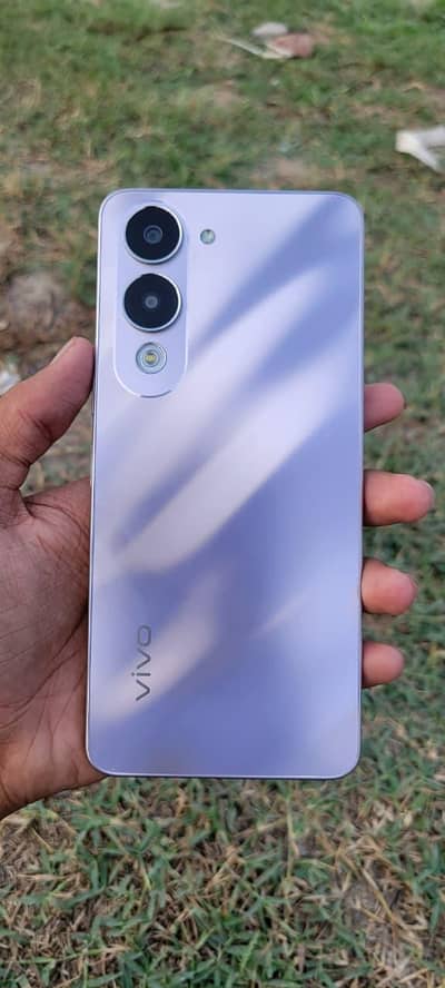 Vivo Y04