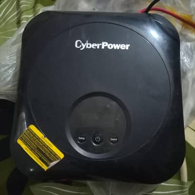 cyber power ups inverter 750 wats good condition