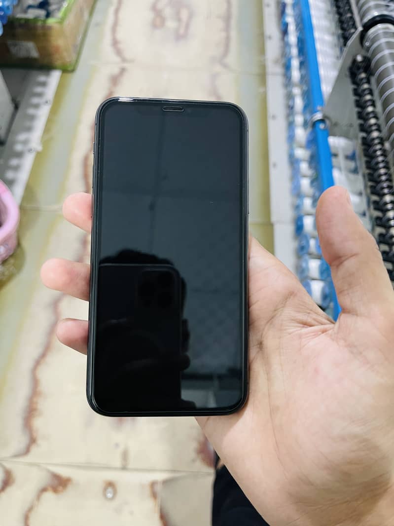 iPhone 11 pro 3