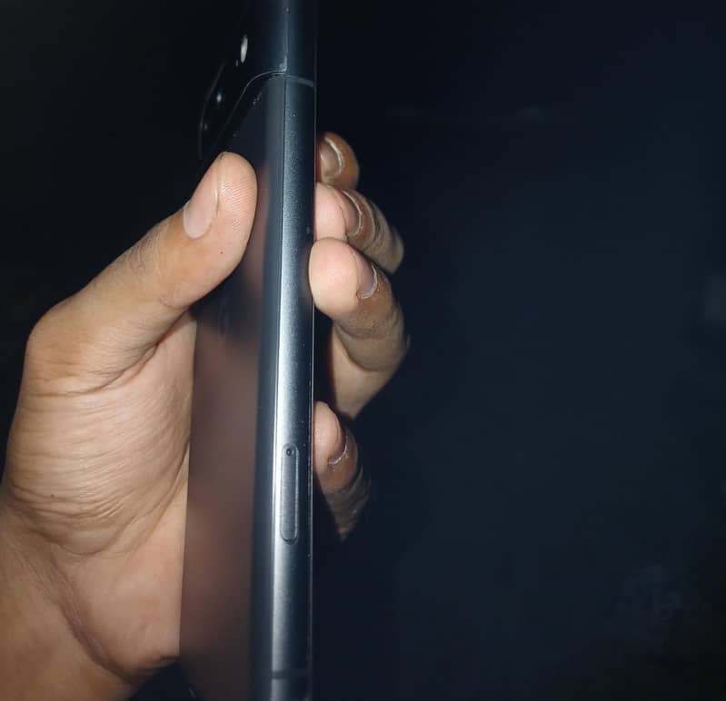 Google Pixel 8 3