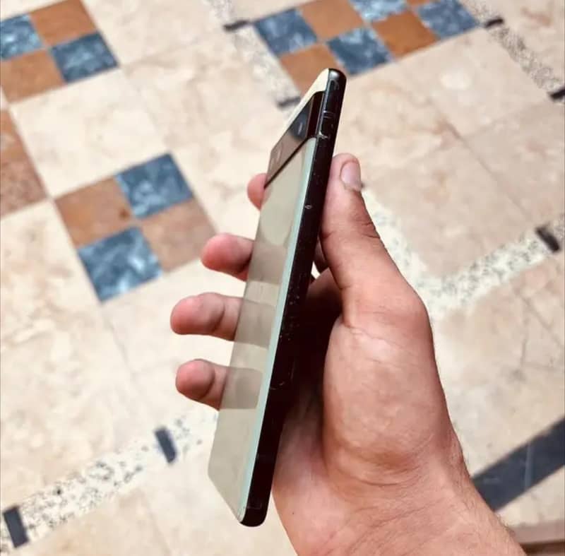 GOOGLE PIXEL 6A 1