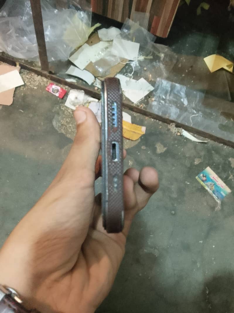 Apple iPhone 12 Pro 1