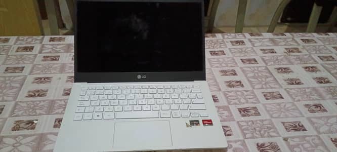 LG Laptop And Ryzen 5th Generation 8 Gb / 512 Gb SSD