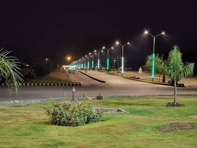 280 Series Plot | Next Street to Park Masjid and Market
