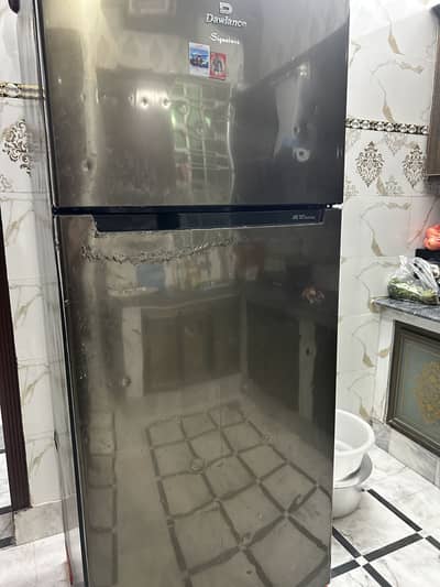 Refrigerator selling