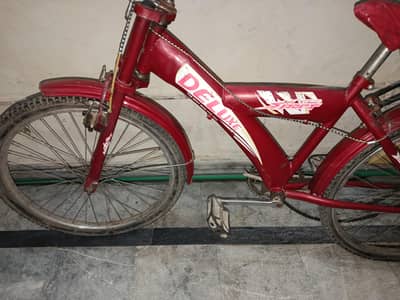 Deluxe cycle in good condition