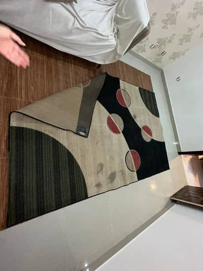 Center Carpet
