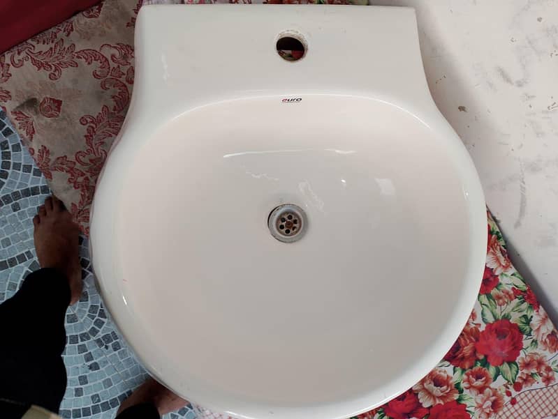 [Good Condition). 4