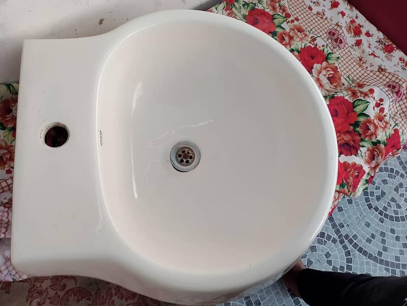 [Good Condition). 6