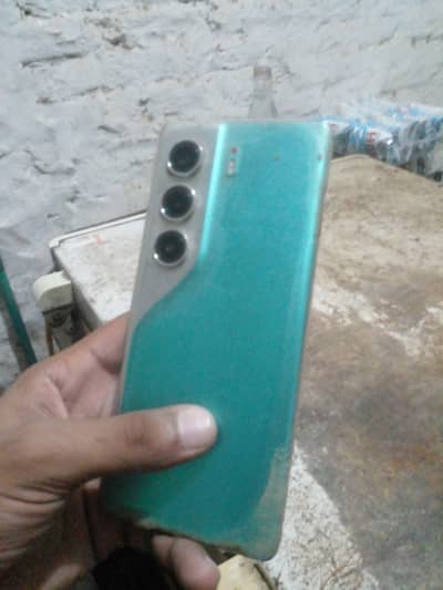 Tecno CAMON 40 Pro