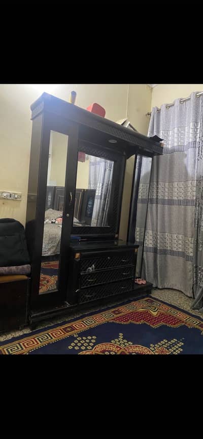3 mirror vanity