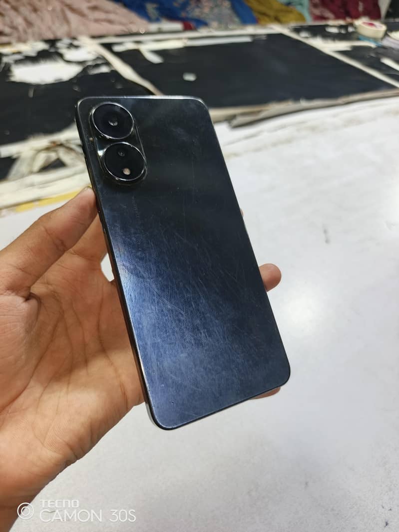 OPPO A78 1