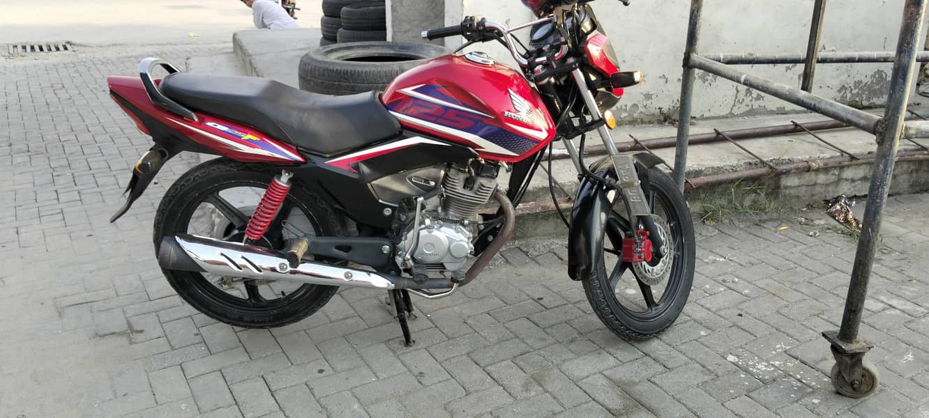 CB 125f 0