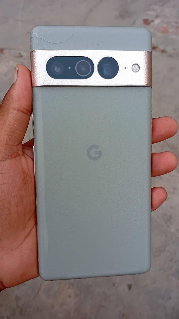 Google Pixel 7 Pro 2