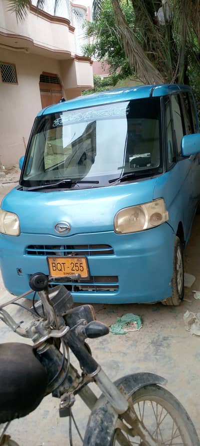 Daihatsu Tanto 2012