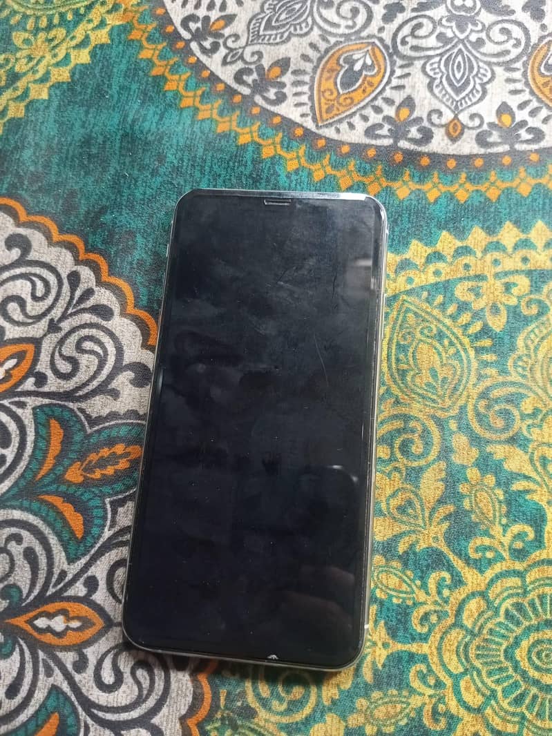 Apple iPhone 11 Pro Max 1