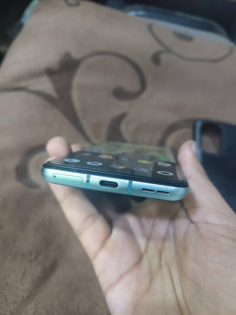 One Plus 8T 3