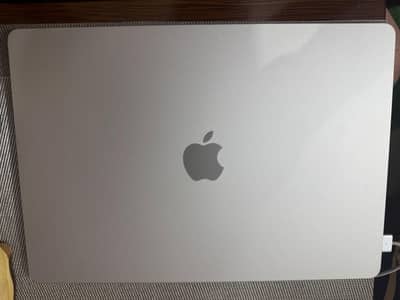 Apple MacBook Air M3 15.3" 2024 - Starlight |