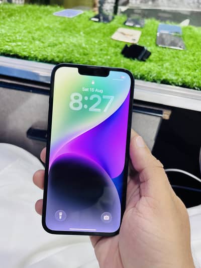 Apple iPhone 14