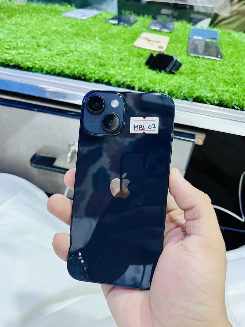 Apple iPhone 14 1