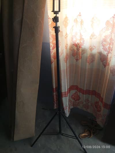 Tripod stand 7ft height adjustable