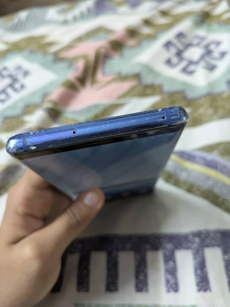 Samsung Mobile Note 8 4