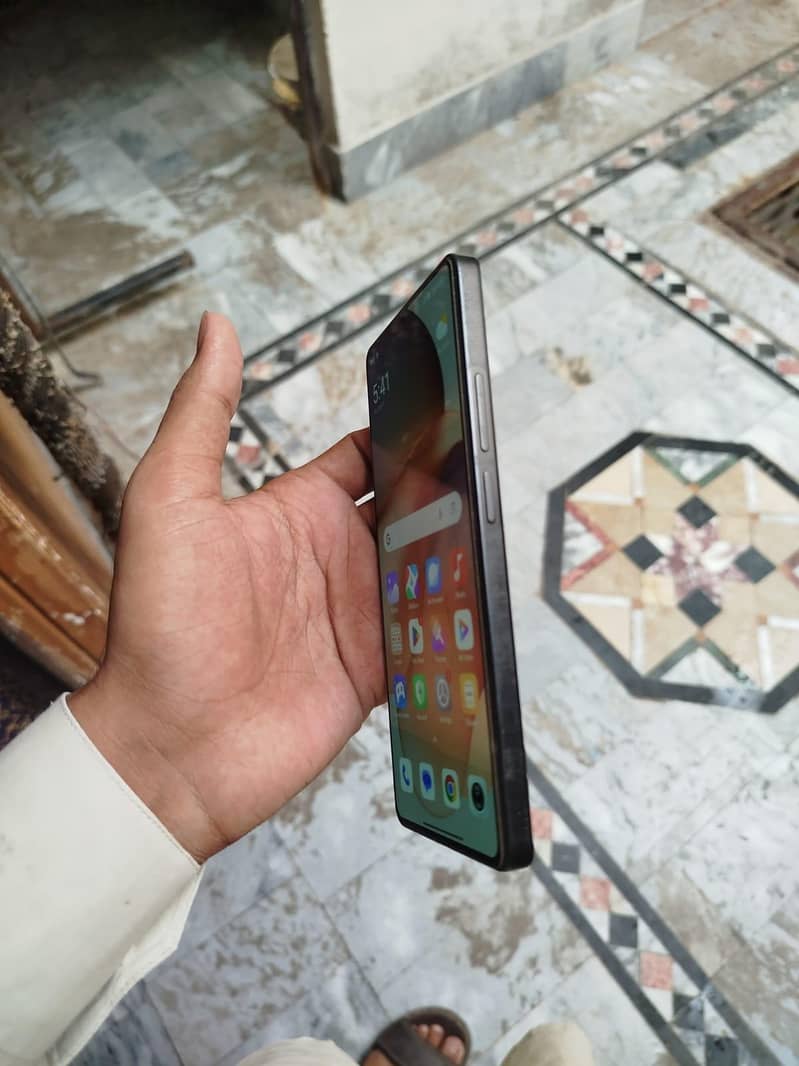 Xiaomi Redmi Note 13 Pro 1