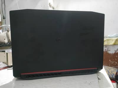 Acer Nitro 5 Gaming Laptop – i5 8th Gen / 16GB RAM / Dual SSD 